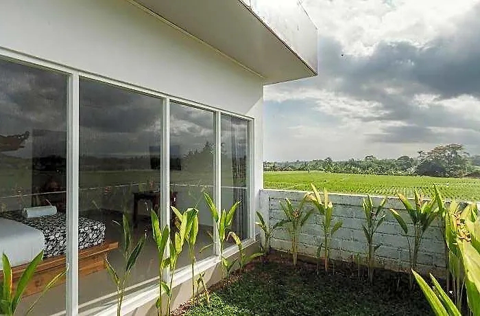 ホテル Taman Kelating