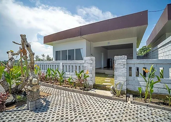 ホテル Taman Kelating 3*
