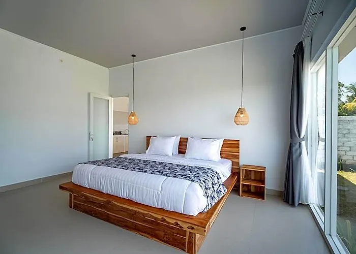 ホテル Taman Kelating 3*